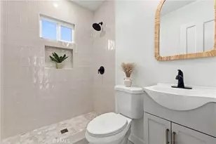 2435 Gale Ave, Long Beach, CA 90810 - Photo 29