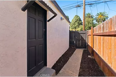 2435 Gale Ave, Long Beach, CA 90810 - Photo 37