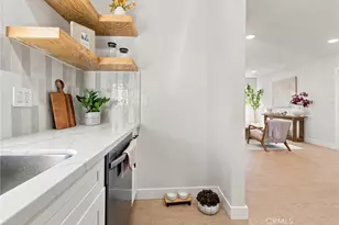 2435 Gale Ave, Long Beach, CA 90810 - Photo 19