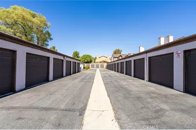 1074 S Mountain, Ontario, CA 91762 - Photo 27