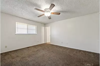 13785 Deauville, Victorville, CA 92395 - Photo 17