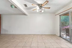13785 Deauville, Victorville, CA 92395 - Photo 11