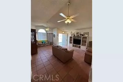 37510 Conifer, Palmdale, CA 93550 - Photo 3