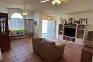 37510 Conifer, Palmdale, CA 93550 - Photo 3