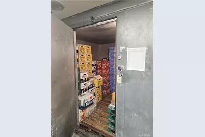 7111 Pacific Boulevard, Huntington Park, CA 90255 - Photo 17