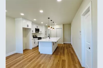 2128 N Bristol, Santa Ana, CA 92706 - Photo 13