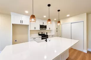 2128 N Bristol, Santa Ana, CA 92706 - Photo 15