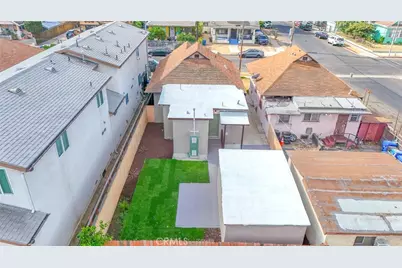 975 E 43rd, Los Angeles, CA 90011 - Photo 31