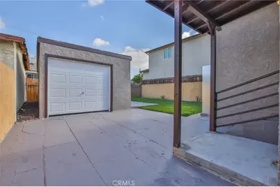 975 E 43rd, Los Angeles, CA 90011 - Photo 23