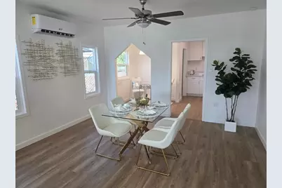 739 W 102nd, Los Angeles, CA 90044 - Photo 3