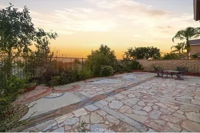 28007 Alta Vista, Valencia, CA 91355 - Photo 7