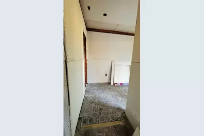 8721 Crenshaw Boulevard, Inglewood, CA 90305 - Photo 7