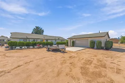 16180 Westland, Victorville, CA 92395 - Photo 39