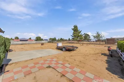 16180 Westland, Victorville, CA 92395 - Photo 45