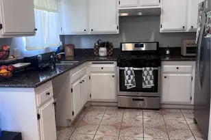 13540 Hubbard St, Sylmar, CA 91342 - Photo 11