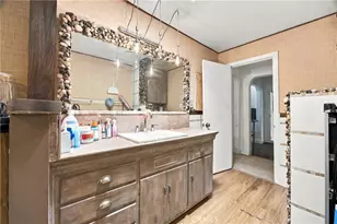 2137 Sacramento, Bakersfield, CA 93305 - Photo 17