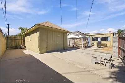 2137 Sacramento, Bakersfield, CA 93305 - Photo 31