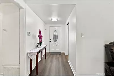 1407 W Colonial Avenue, Anaheim, CA 92802 - Photo 9