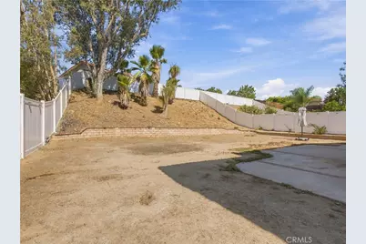 19620 Kinnow Ln, Riverside, CA 92508 - Photo 23