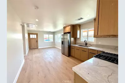 236 E E 99th, Los Angeles, CA 90003 - Photo 17