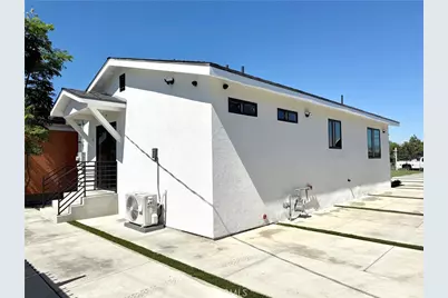 236 E E 99th, Los Angeles, CA 90003 - Photo 13