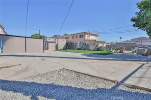 1324 W 106th, Los Angeles, CA 90044 - Photo 51
