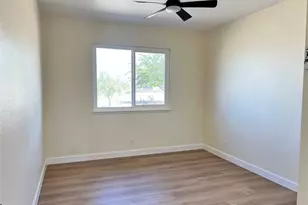 13377 Paramount Rd, Phelan, CA 92371 - Photo 13