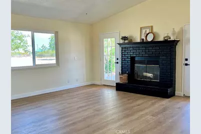 13377 Paramount Road, Phelan, CA 92371 - Photo 3