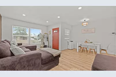 1516 Home, San Bernardino, CA 92411 - Photo 5