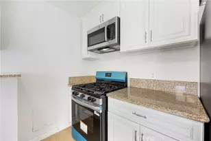 5656 Daisy, 29 Palms MCB, CA 92277 - Photo 9