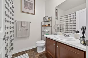 40438 Calle Real, Murrieta, CA 92563 - Photo 17