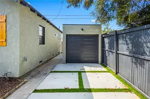 1132 W 56th, Los Angeles, CA 90037 - Photo 31