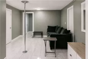24868 5th St, San Bernardino, CA 92410 - Photo 11