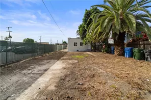 437 E 93rd, Los Angeles, CA 90003 - Photo 29