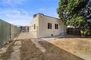 437 E 93rd, Los Angeles, CA 90003 - Photo 27