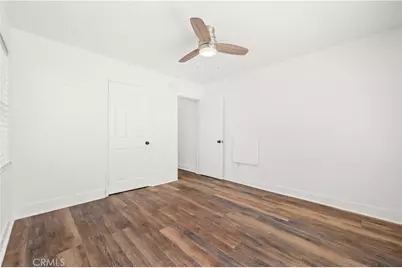 607 W 111th Place, Los Angeles, CA 90044 - Photo 11
