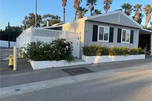 6233 E Sea Breeze Dr, Long Beach, CA 90803 - Photo 1