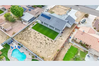 16323 Menahka, Apple Valley, CA 92307 - Photo 9