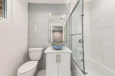 4233 W 25th Street, Los Angeles, CA 90018 - Photo 39