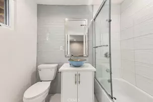 4233 W 25th St, Los Angeles, CA 90018 - Photo 39
