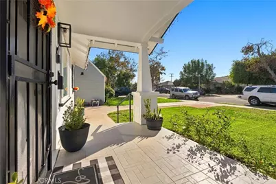 1105 S Hickory, Santa Ana, CA 92701 - Photo 7