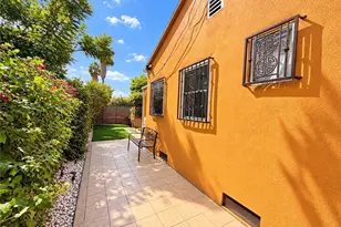 1901 W 64th St, Los Angeles, CA 90047 - Photo 9