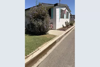4401 Hughes #75, Bakersfield, CA 93304 - Photo 3