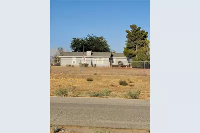 255 Avenue B-10, Lancaster, CA 93536 - Photo 3