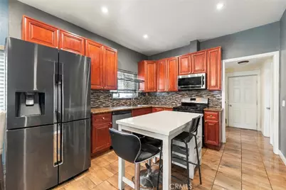 1345 W 89th, Los Angeles, CA 90044 - Photo 7