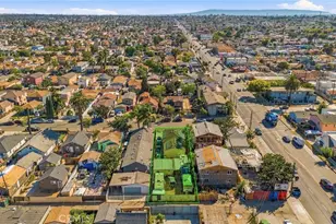 1345 W 89th, Los Angeles, CA 90044 - Photo 43