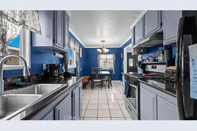 11940 Hermosura, Norwalk, CA 90650 - Photo 9