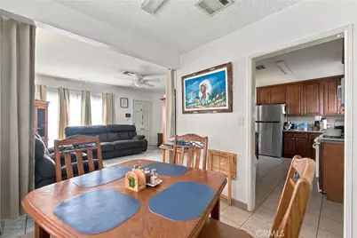 361 E Harding, Long Beach, CA 90805 - Photo 15