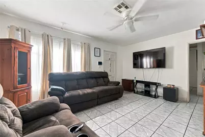 361 E Harding, Long Beach, CA 90805 - Photo 11