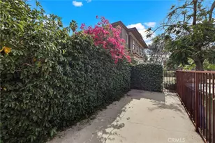 2020 S Gramercy, Los Angeles, CA 90018 - Photo 35